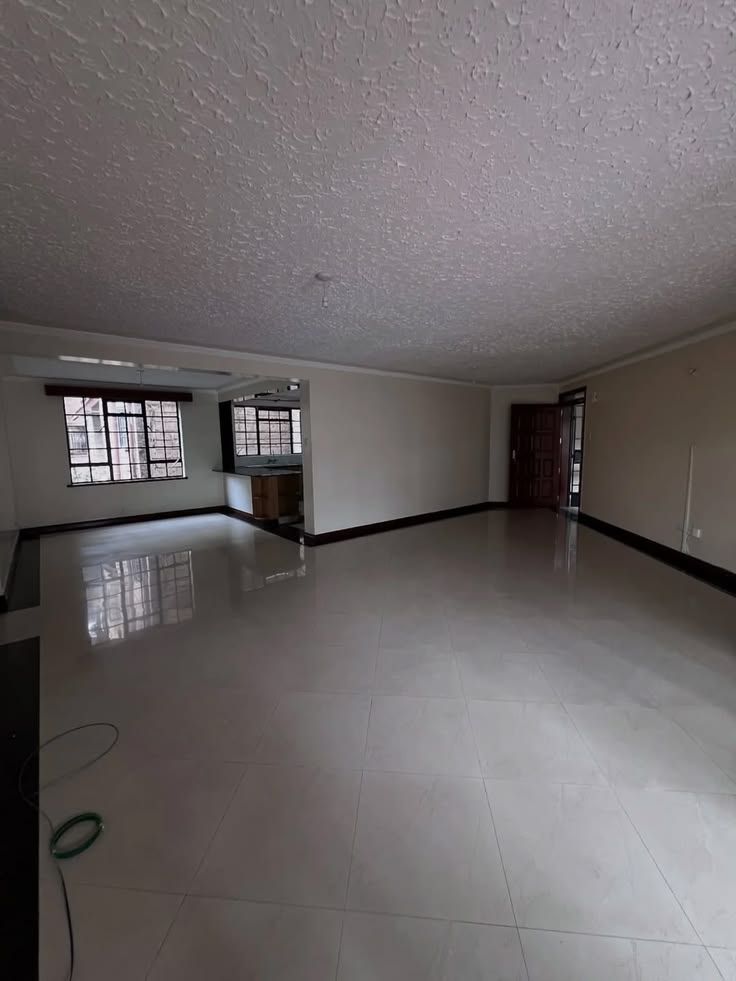 Spacious tiled living room