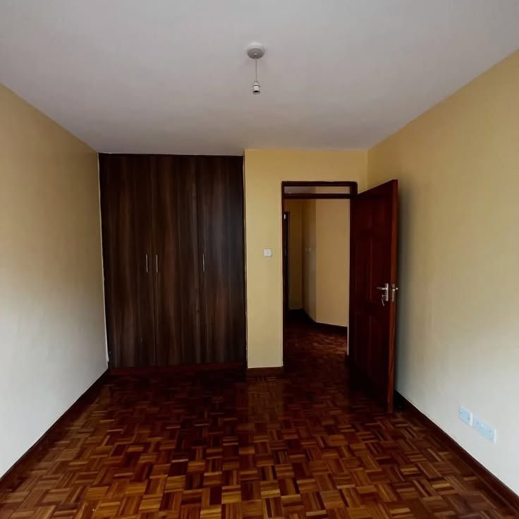 Bedroom with built-in wardrobe
