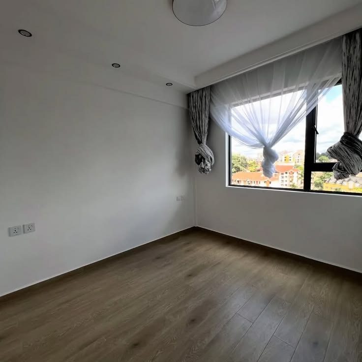 Master bedroom with city view